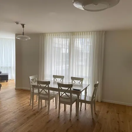 Apartamentai Sanctus 아파트 팔랑가